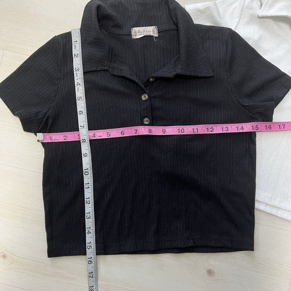 LOT of 2 Altar'd State Tops Size SMALL Cropped Black White Button Up - Picture 4 of 7